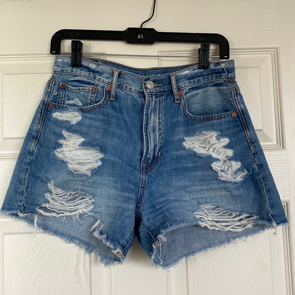 American Eagle 90s Boyfriend Distressed Jean Shorts - Picture 1 of 4